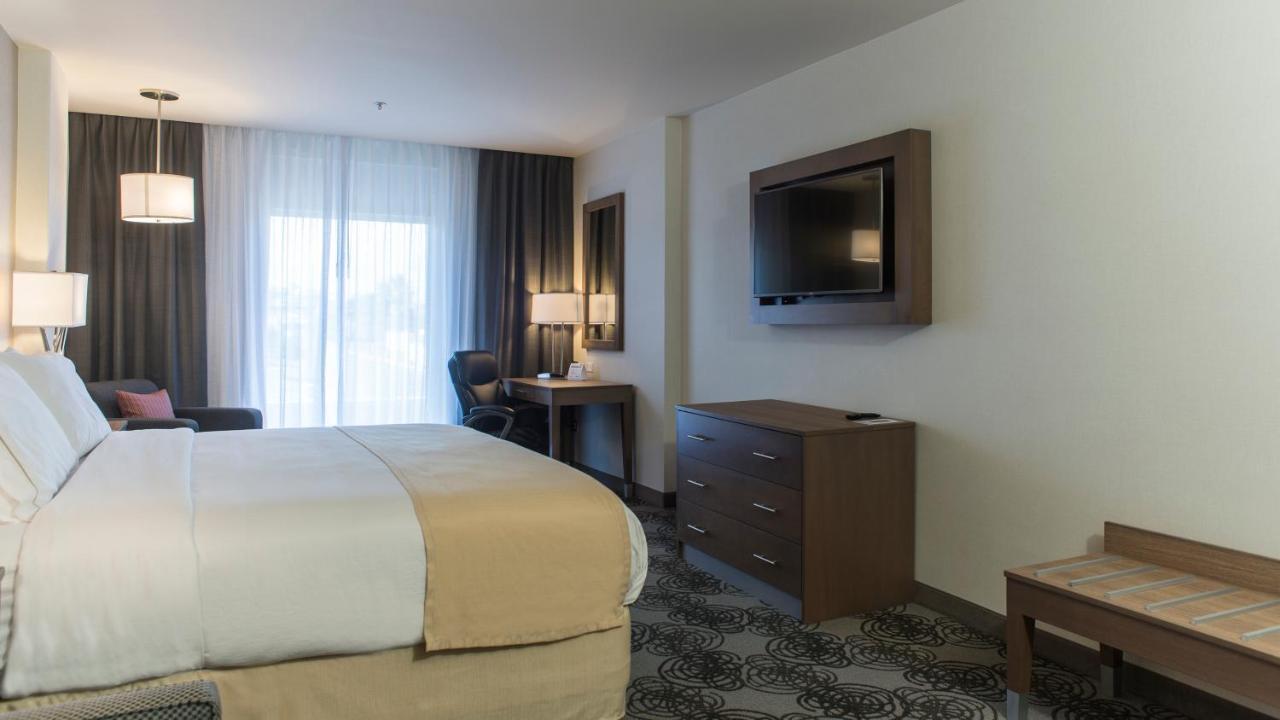 Holiday Inn Express & Suites Chihuahua Juventud By Ihg Εξωτερικό φωτογραφία